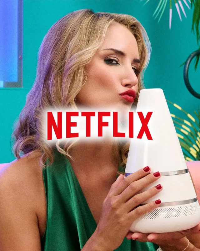 🔥 ¡Jugando con fuego!😈 Hemos creado a LANA, la inteligencia artificial más diabólica del universo Netflix.