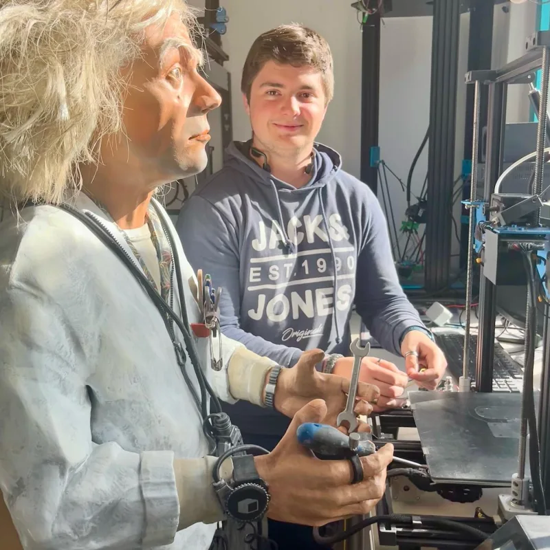Hoy dedicamos la publicación a dar la bienvenida a Albert que a partir de esta semana estará en Elige3d, ayu…