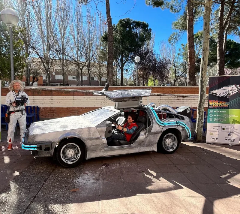 Este finde de la @3dprinterparty todos habéis pasado por el Delorean y os habéis hecho muchas fotos y nos ha…