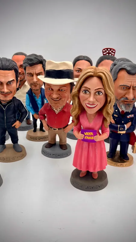 Postprocesado de una de las más de 100 figuritas de famosos para @vayafama de @telecincoes y @mediasetcom.