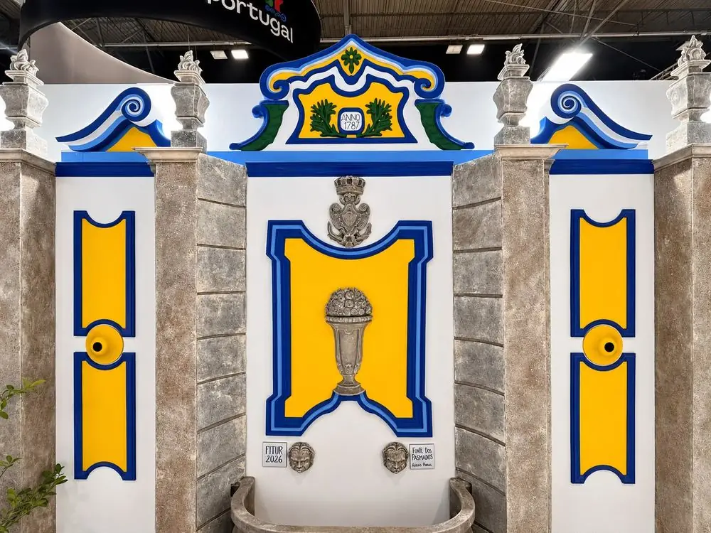 Réplica de fuente barroca portuguesa Fonte dos Pasmados