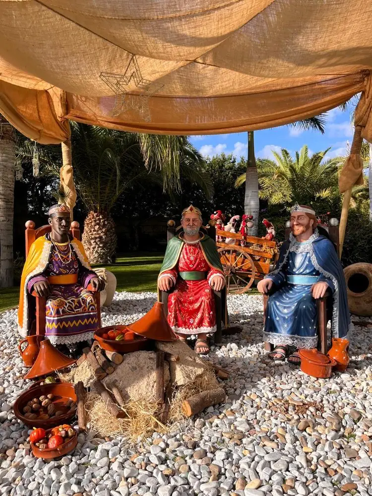 Los Reyes Magos — belén monumental